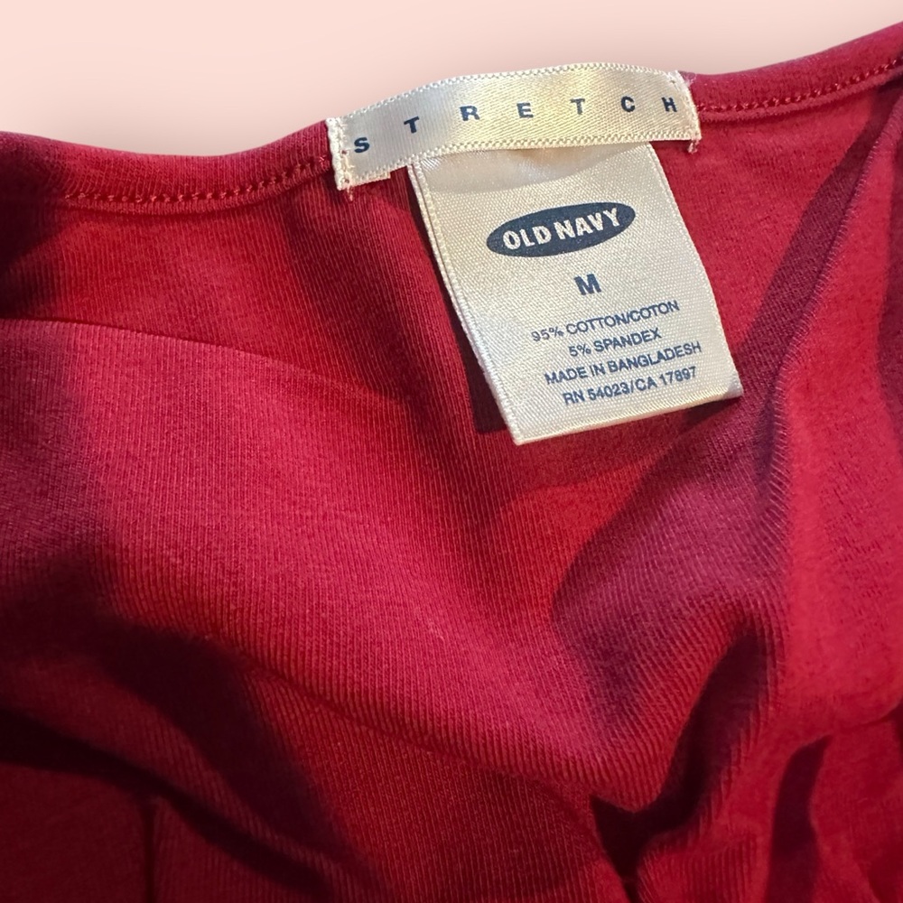Women's Old Navy Stretch Brick Red Camisole Top With Neckline Detail Size Medium - Picture 4 of 7